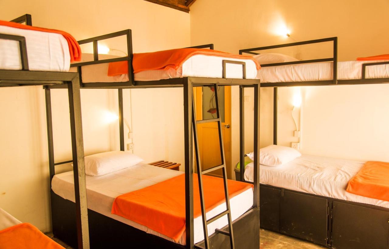 Ella City Reach Hostel Экстерьер фото