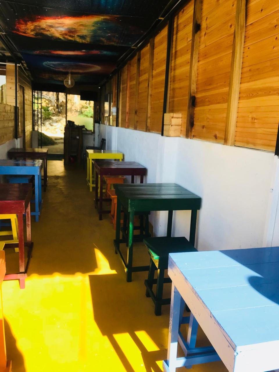 Ella City Reach Hostel Экстерьер фото
